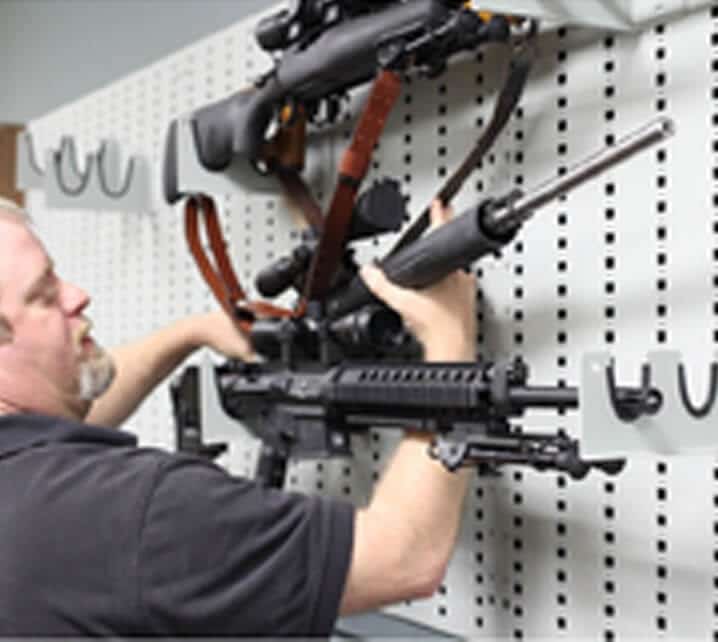 Military Weapon Storage: Avoid Horizontal Mounts