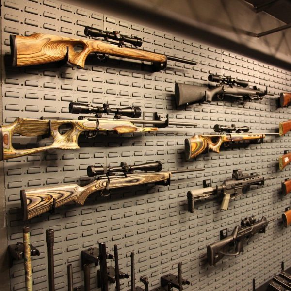 rifle display mounts on gun wall